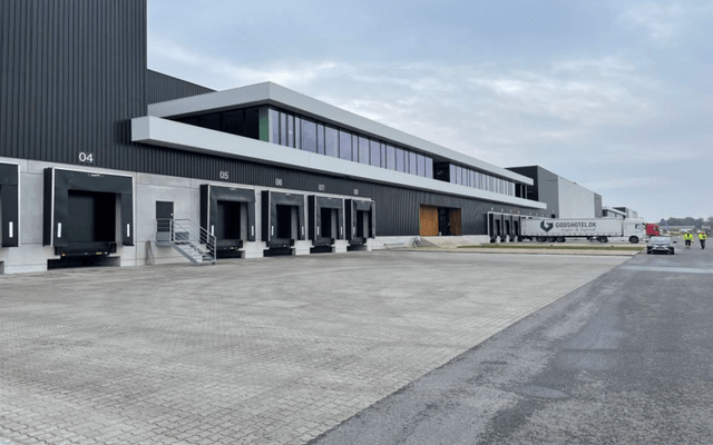 Loading Dock, Building, Architecture