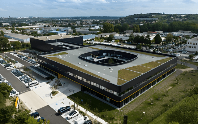 Outdoors, Building, Architecture