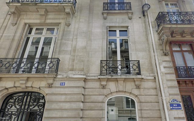 52 Rue de Bassano, Paris