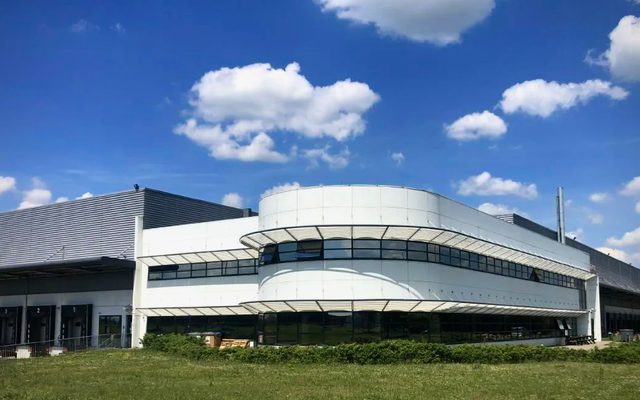 Warehouse at Rue 6ème Avenue in Meung-sur-Loire, Centre-Val de Loire, France